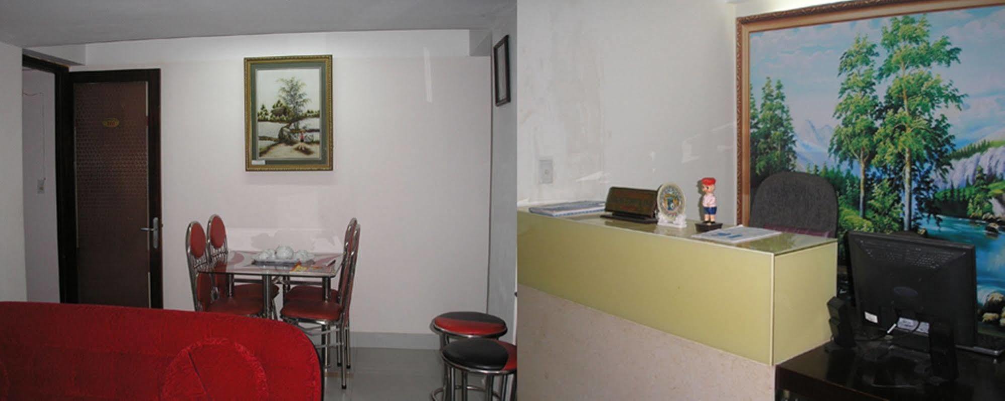 Hotel Reddoorz Near Cau Song 2 2*