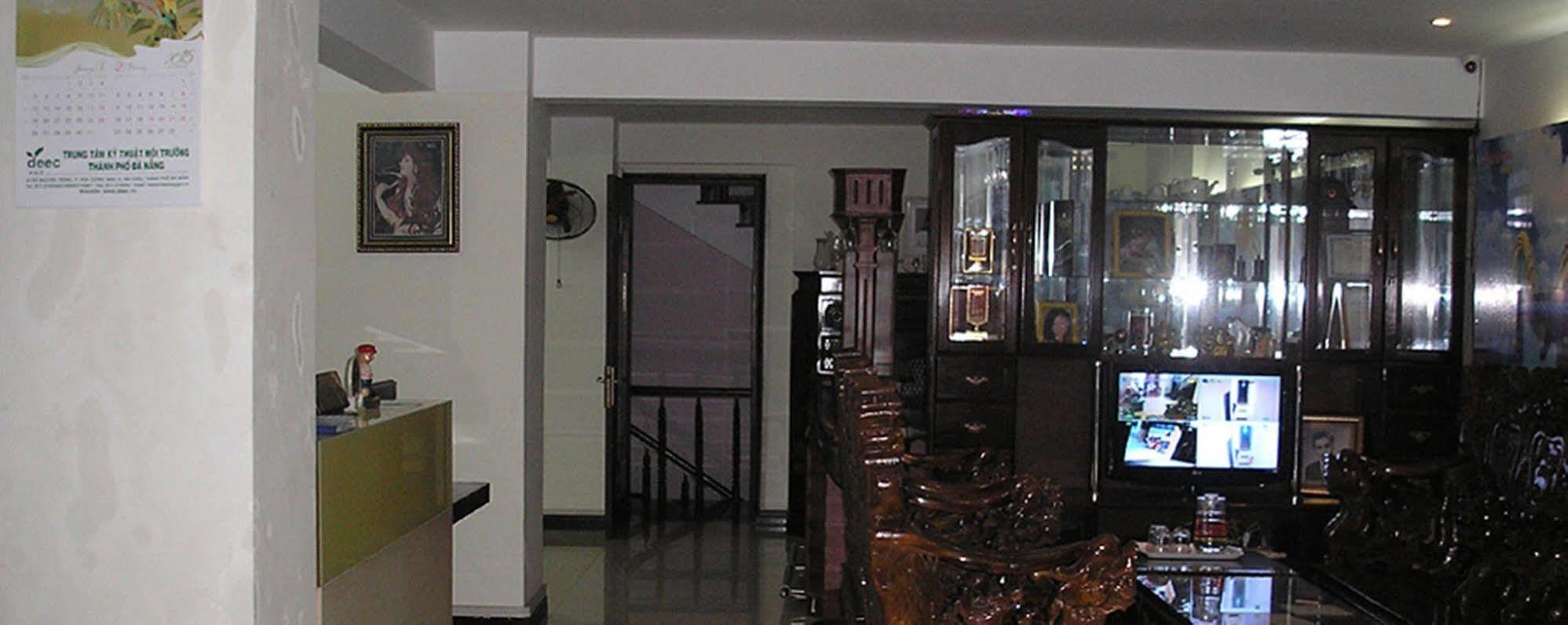 Reddoorz Near Cau Song 2 Hotel