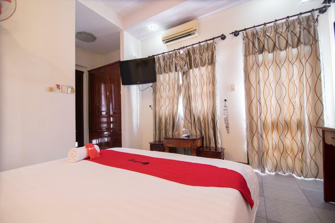 Hotel Reddoorz Near Cau Song 2